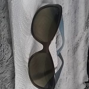 Maui jim. Nalani polorized woman